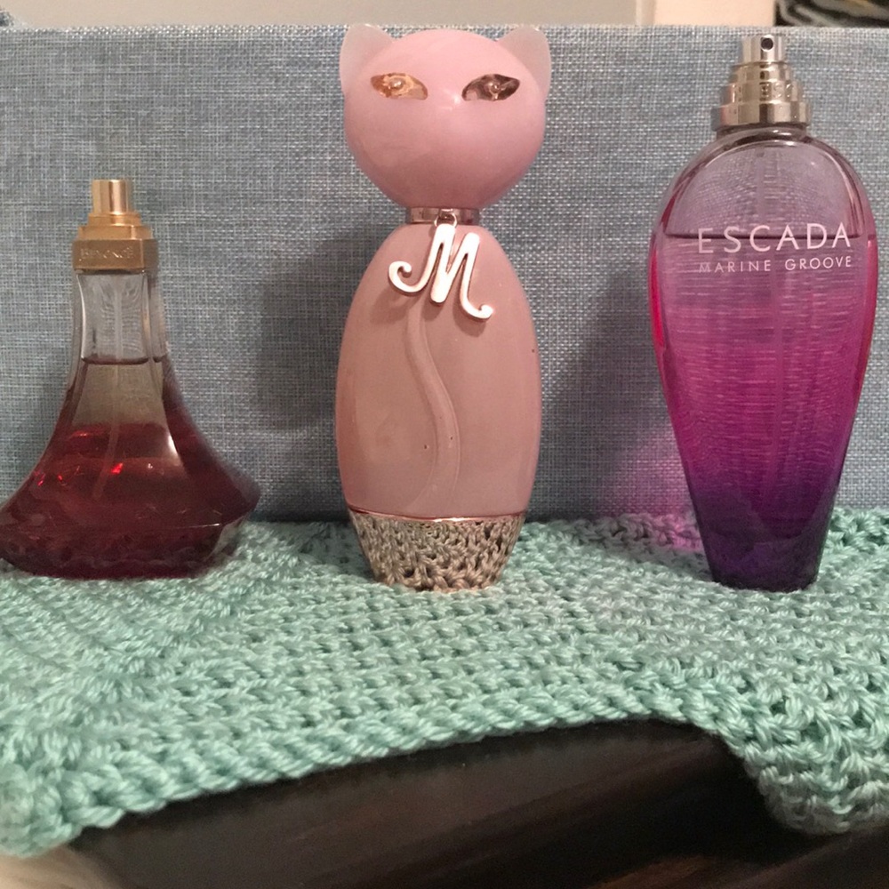 Barely used perfumes 💜